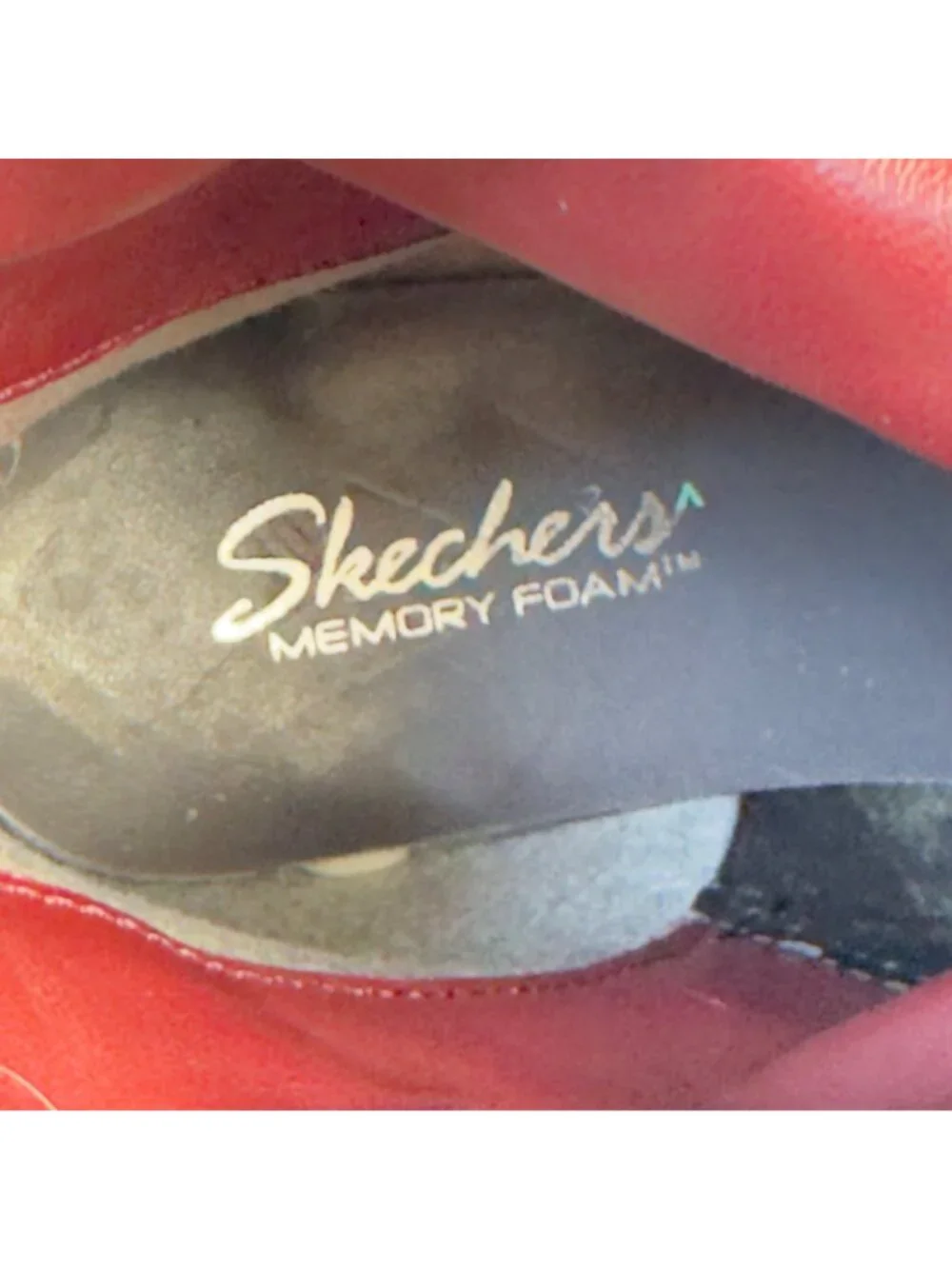 SKECHERS Women’s Boots Burgundy Leather Slouchy Ankle Cuffed Rear Zip Size 7.5M